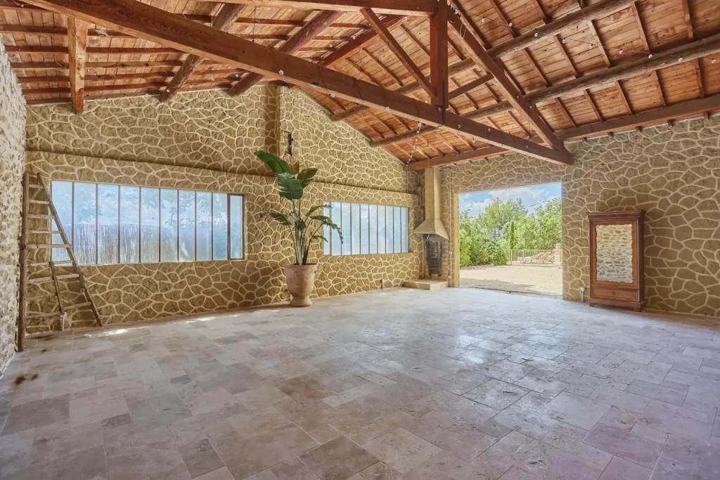 Salle de séminaire luberon